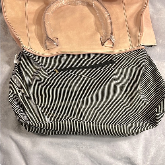 Steve Madden Pink Tote Bag - Picture 10 of 13